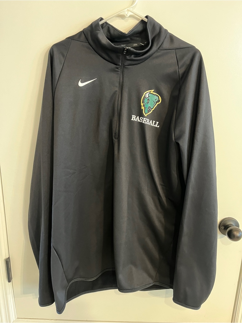 NWT Mens Size XXL Nike North Dakota Bison Baseball 1/4 Zip Sweatshirt